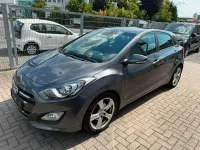Gebraucht Hyundai i30 Trend 110 PS (80 kW) 2017 Grau Limousine