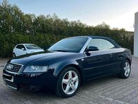Second-hand Audi A4 163 CP (119 kW) 2004 Albastru Cabrio