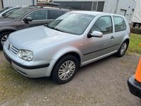 gebraucht VW Golf IV 1,6 Benzin, Defekt !