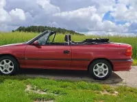 Gebraucht Opel Astra Cabriolet 71 PS (52 kW) 1995 Rot Cabrio