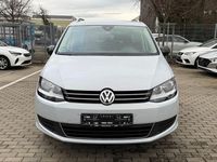 Gebraucht VW Sharan IQ Drive 150 PS (110 kW) 2019 Weiß Van / Kleinbus