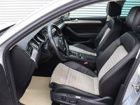 gebraucht VW Passat Variant 2.0 TDI DSG 4M Highline R-LINE-PAKET AHK