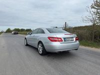 Gebraucht Mercedes E350 Elegance 231 PS (169 kW) 2011 Silber Coupé