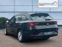 Neu Seat Leon Style 116 PS (85 kW) 2026 Grau Limousine