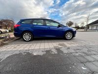 Gebraucht Ford Focus Business Edition 120 PS (88 kW) 2015 Blau Kombi
