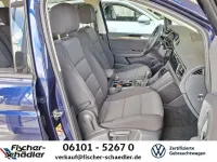Gebraucht VW Touran Comfortline 150 PS (110 kW) 2024 Atlantik blue Van / Kleinbus