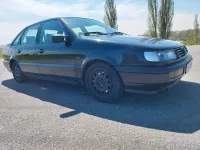 Gebraucht VW Passat 174 PS (127 kW) 1994 Schwarz Limousine