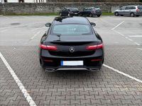 Używany Mercedes E220 Edition 1 194 KM (142 kW) 2017 Coupe