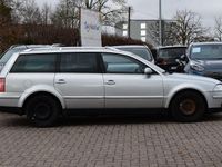 Second-hand VW Passat 131 CP (96 kW) 2003 Argintiu Break
