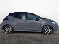 Gebraucht Toyota Yaris Sport 131 PS (96 kW) 2025 Ash grey metallic / black Kleinwagen