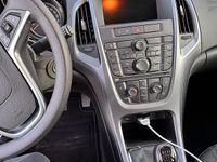 Gebraucht Opel Astra Selection 116 PS (85 kW) 2015 Schwarz Limousine