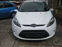 Gebraucht Ford Fiesta 60 PS (44 kW) 2009 Weiß Kleinwagen