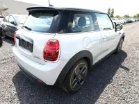 Gebraucht Mini Cooper Classic 135 kW (184 PS) 2021 White silver metallic Kleinwagen