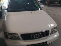 Gebraucht Audi A6 150 PS (110 kW) 1996 Weiß Kombi