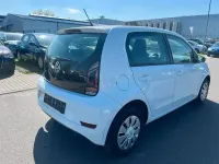 Usata VW up! Basis 65 CV (47 kW) 2022 Bianco Utilitaria