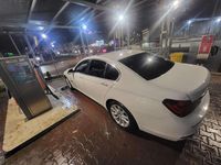 Gebraucht BMW 730 Exclusive 258 PS (189 kW) 2014 Weiß Limousine