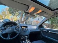 Gebraucht Mercedes C200 184 PS (135 kW) 2009 Blau Limousine