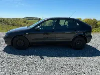Second-hand Seat Leon 77 CP (56 kW) 2004 Negru Hatchback