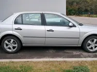 Gebraucht Ford Mondeo 110 PS (80 kW) 2005 Silber Limousine