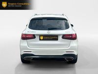 Gebraucht Mercedes GLC250 AMG 204 PS (150 kW) 2019 Weiß SUV