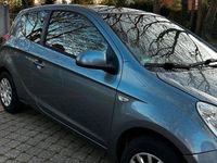 Gebraucht Hyundai i20 74 PS (54 kW) 2010 Grau Kleinwagen