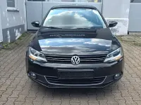 Gebraucht VW Jetta Life 105 PS (77 kW) 2014 Schwarz Limousine