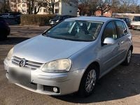 Second-hand VW Golf V 105 CP (77 kW) 2007 Argintiu Berlinǎ