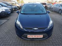 Gebraucht Ford Fiesta Trend 60 PS (44 kW) 2009 Blau Kleinwagen