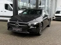 Gebraucht Mercedes A250 Progressive 218 PS (160 kW) 2023 Schwarz Kleinwagen