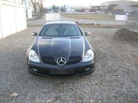 Gebraucht Mercedes SLK200 163 PS (119 kW) 2004 Obsidianschwarz  metalliclack Cabrio