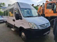Gebraucht Iveco Daily 145 PS (106 kW) 2010 Weiß Van / Kleinbus