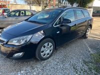 gebraucht Opel Astra Sports Tourer Sport