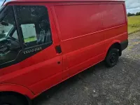 Gebraucht Ford Transit 101 PS (74 kW) 2013 Rot Van