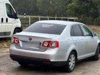 Gebraucht VW Jetta 110 PS (80 kW) 2006 Silber Limousine