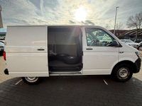 Gebraucht VW Transporter 150 PS (110 kW) 2018 Weiß Van