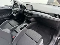 Gebraucht Ford Focus 120 PS (88 kW) 2023 Obsidianschwarz metallic Kombi