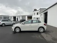 Gebraucht VW Polo Life 95 PS (69 kW) 2024 Ascotgrau Kleinwagen