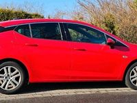 Gebraucht Opel Astra Dynamic 150 PS (110 kW) 2015 Rot Limousine