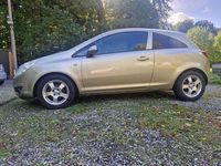 Gebraucht Opel Corsa Edition 60 PS (44 kW) 2009 Gold Kleinwagen