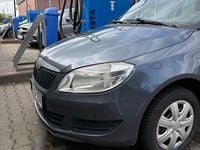 Gebraucht Skoda Fabia Classic 60 PS (44 kW) 2011 Grau Limousine