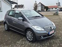 Gebraucht Mercedes A150 95 PS (69 kW) 2010 Grau Kleinwagen