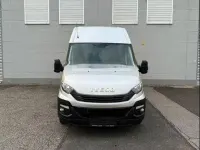 Occasion Iveco Daily 156 ch (114 kW) 2017 Argent Monospace