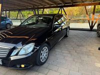 Gebraucht Mercedes E220 170 PS (125 kW) 2011 Schwarz Limousine