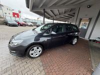 Gebraucht Opel Astra Edition 110 PS (80 kW) 2014 Schwarz Kombi
