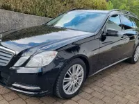 Second-hand Mercedes E220 170 CP (125 kW) 2011 Negru Berlinǎ