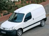 Gebraucht Peugeot Partner 75 PS (55 kW) 2007 Weiß Van / Kleinbus