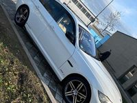 Gebraucht BMW 325 218 PS (160 kW) 2009 Weiß Limousine