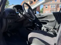 Usado Opel Corsa Edition 90 CV (66 kW) 2016 Negro Utilitario