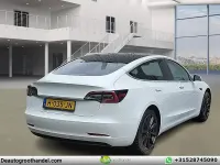 Gebraucht Tesla Model 3 Standard Range 175 kW (238 PS) 2020 Weiß Limousine