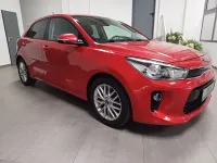 Gebraucht Kia Rio DREAM-TEAM Edition 99 PS (72 kW) 2017 Rot Limousine